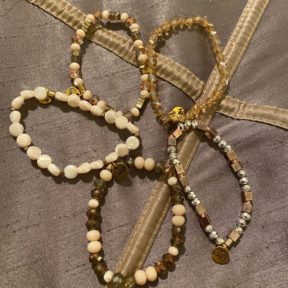 Embellish beaded bracelet stack - Picture 3 of 3